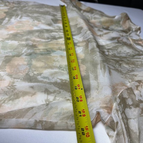 Giorgio Armani Silk Blend Le Collezioni Flowy Blouse Womens Large Beige Peach - Picture 6 of 8